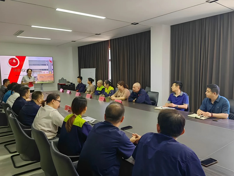 力威公司第一期 “以老带新” 拜师仪式圆满举行